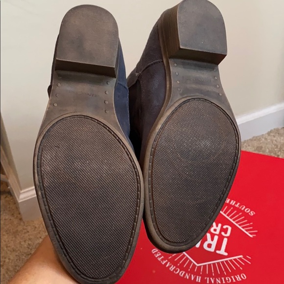 Gray knee high boots - Picture 5 of 7